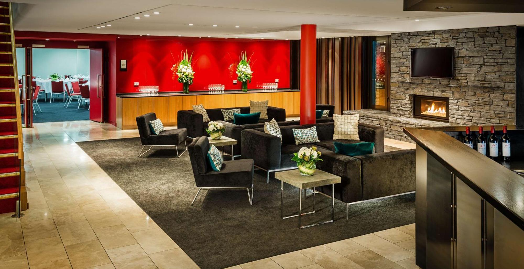 Doubletree By Hilton Квинстаун Экстерьер фото